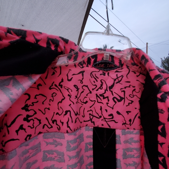 Maui and Son's Men's Short Sleeve Shirt. Hot Pink/Black. Homemade. LNPWC. - Picture 4 of 15